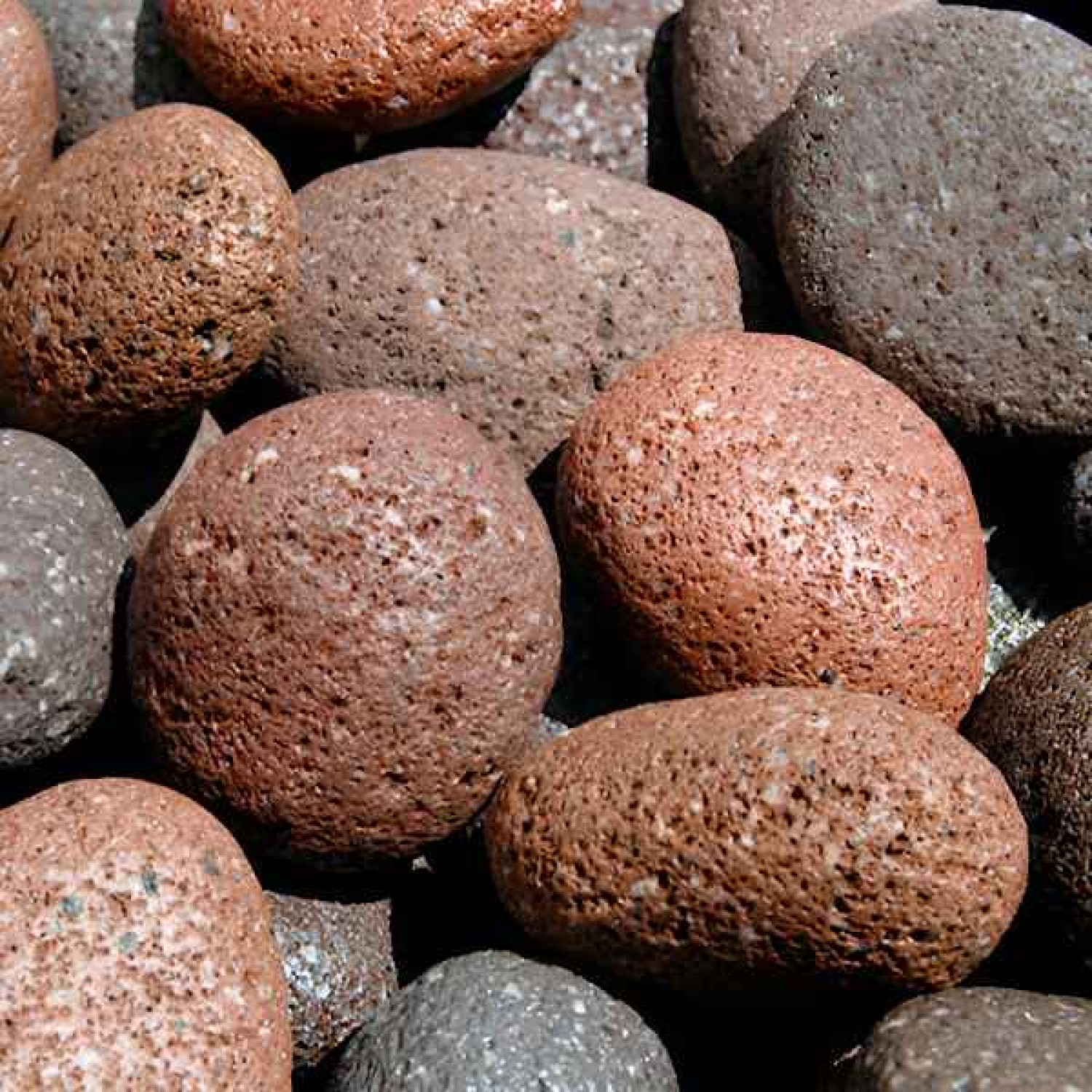 Lava Red Pebbles in a 20kg Bag Processed - Red Porous Volcanic Pebble
