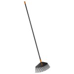 Fiskars M Assembled Solid Leaf Rake 41.5 cm 560 grams - Leaf Rakes Hand Tools