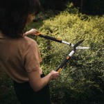 FISKARS 73.5cm HS86 Smart Fit Telescopic Hedge Shears - Hedge Shears-Manual Hedge Trimmers