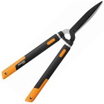 FISKARS 73.5cm HS86 Smart Fit Telescopic Hedge Shears - Hedge Shears-Manual Hedge Trimmers