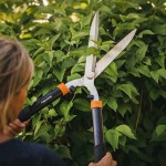 FISKARS 58.5cm Solid HS21 Hedge Shears Steel Blade - Hedge Shears-Manual Hedge Trimmers