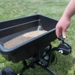 Agri-Fab 34 kg Tow Behind Broadcast Spreader for Lawn Tractors - Spreaders for Lawn & Garden