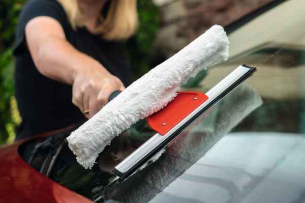 Καθαριστής Τζαμιών 2 σε 1 KW-M/ZM015 28cm