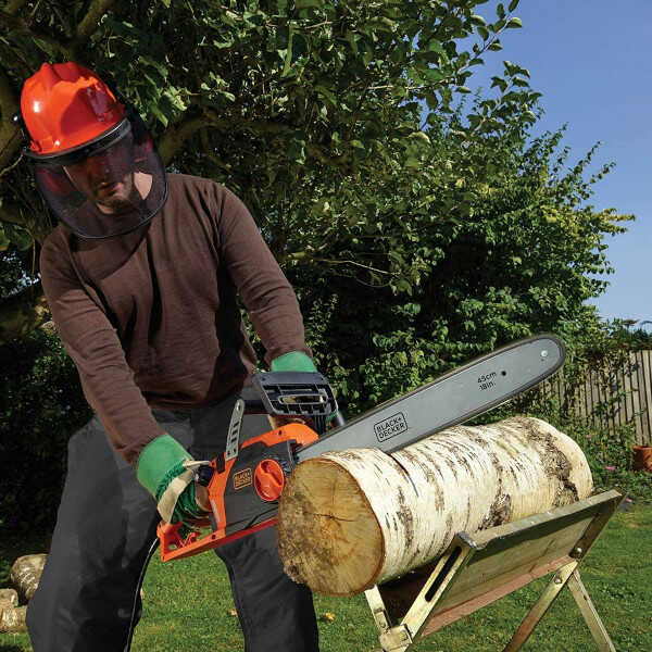 Black & Decker CS2245-QS Electric Pruner 2200W Blade 45cm