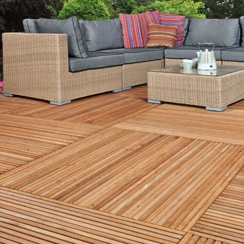 Bangkirai Wooden Decking Tile 50x50cm